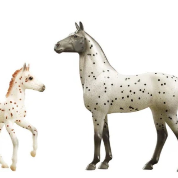 Breyer spotted wonders mare and foal set - Picture 4 of 5